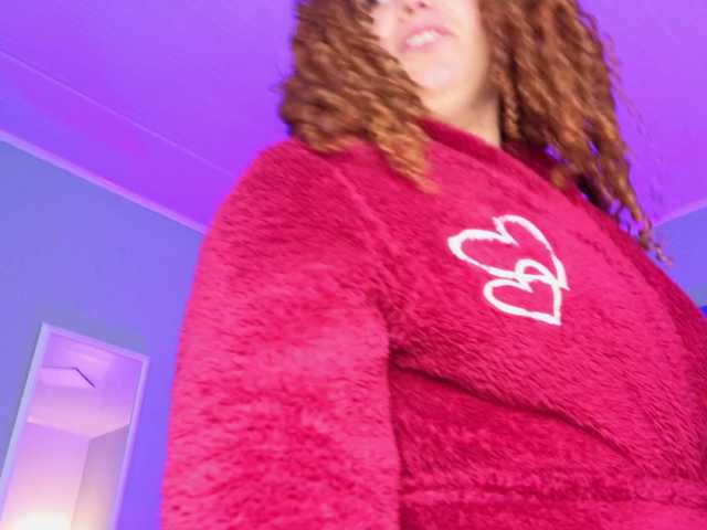 ninna-curly live cam on BongaCams