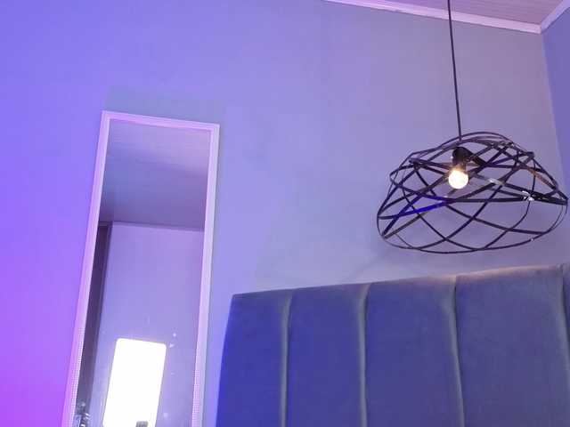 ninna-curly live cam on BongaCams