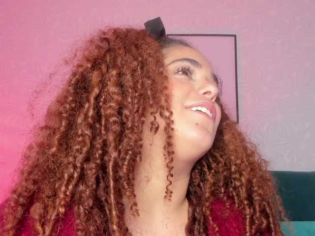 ninna-curly Live Cam on BongaCams