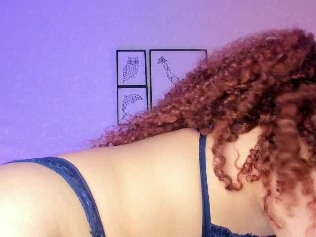 ninna-curly live cam on BongaCams