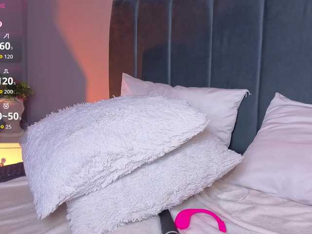 ninna-curly live cam on BongaCams