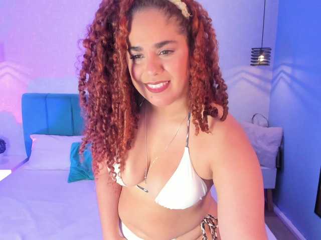 ninna-curly's BongaCams show and profile