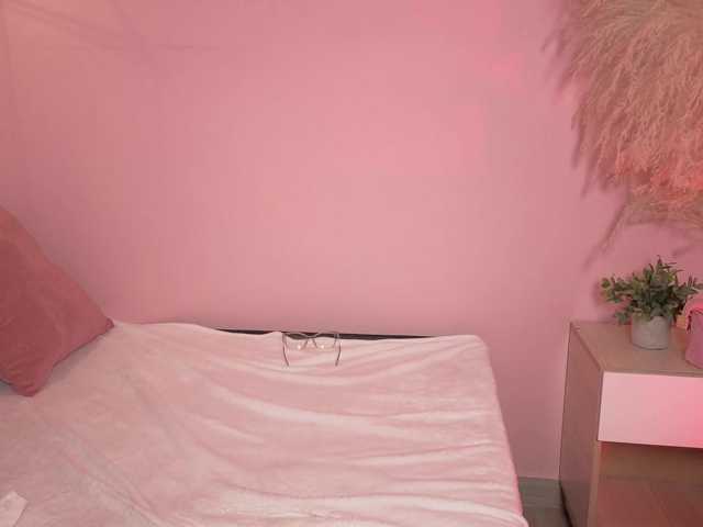 ninna-curly live cam on BongaCams