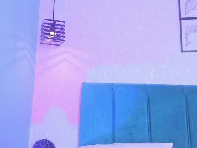 ninna-curly's BongaCams show and profile