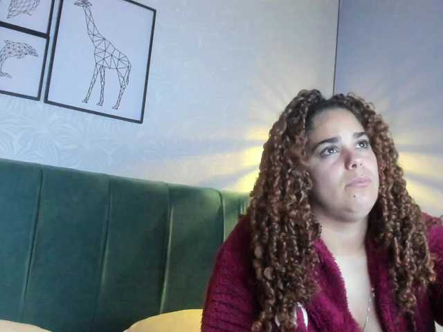 ninna-curly live cam on BongaCams