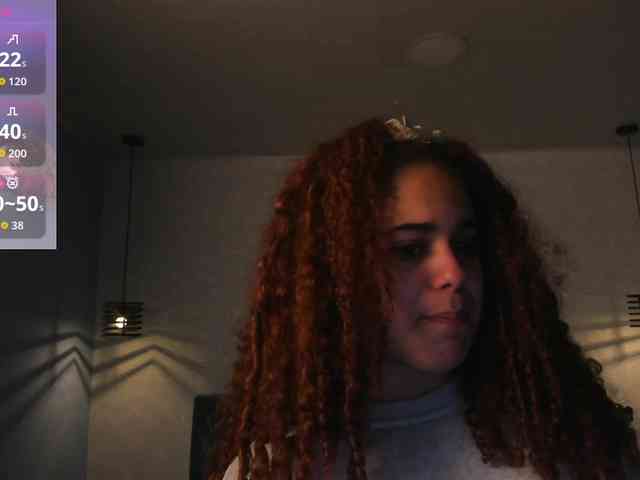 ninna-curly webcam