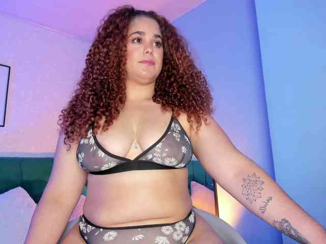 ninna-curly