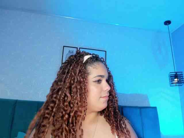 ninna-curly