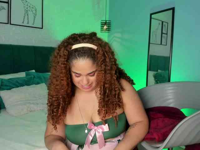 ninna-curly