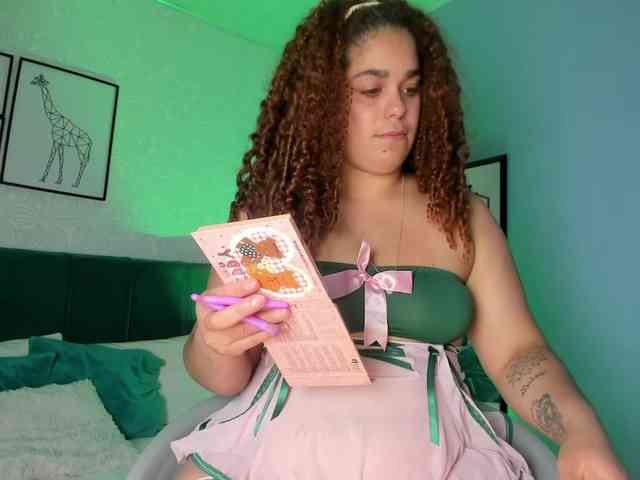 ninna-curly