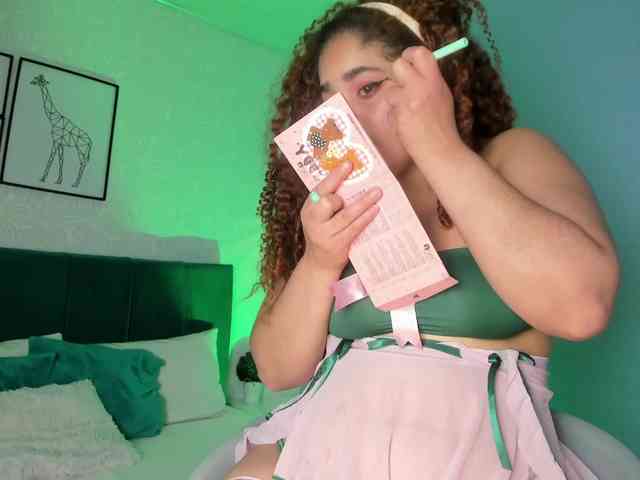 ninna-curly