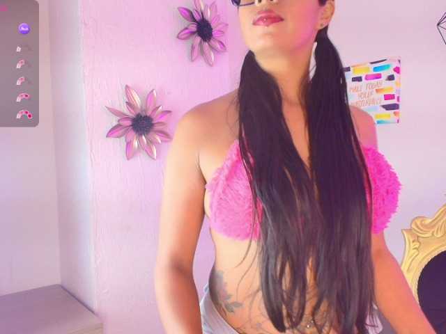 Yayiittha live cam on BongaCams