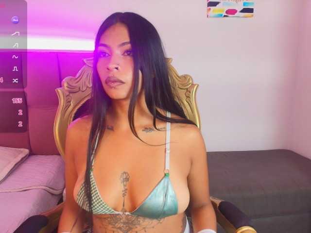 Yayiittha live cam on BongaCams