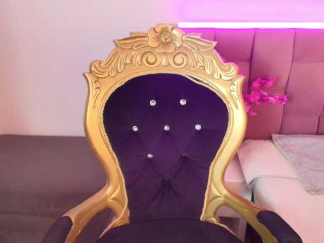 Yayiittha live webcam show