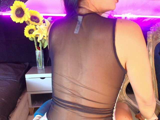 Yayiittha — live female cam