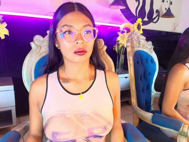 Yayiittha — live female cam