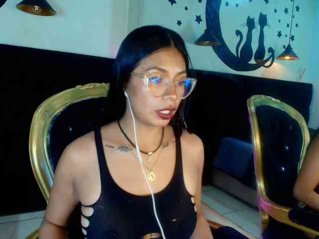 Yayiittha webcam