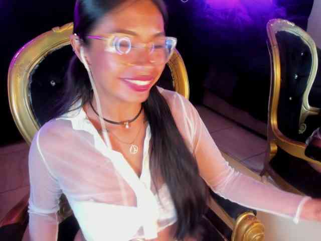 Yayiittha webcam