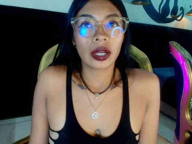 Yayiittha webcam
