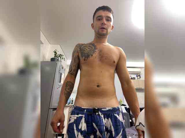Pisochni03 Live Webcam on BongaCams