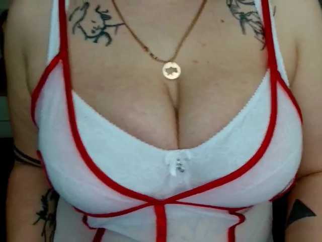 Leilabeayte24 — live female cam