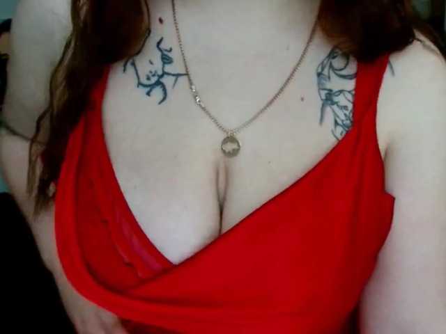 le modèle Leilabeayte24 est en webcam porno dans un show sur le site bongacams, il possède les tags suivants: White/Caucasian,Brunette,Hairy