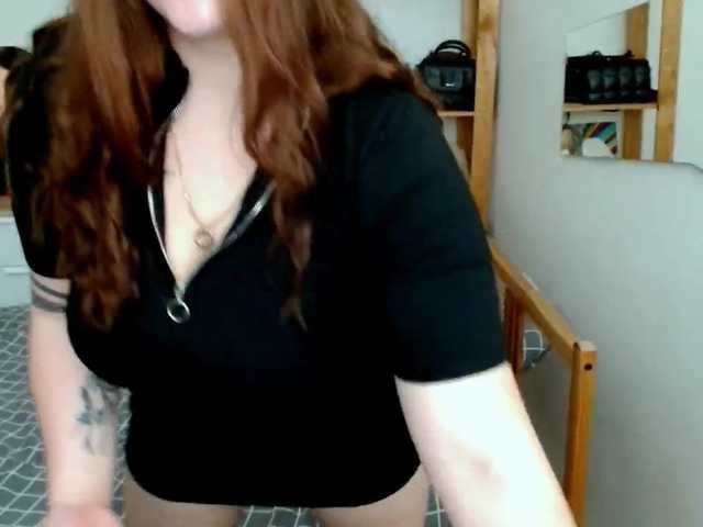 Leilabeayte24 live cam preview