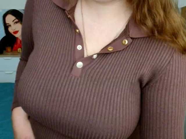 Leilabeayte24 live cam on BongaCams