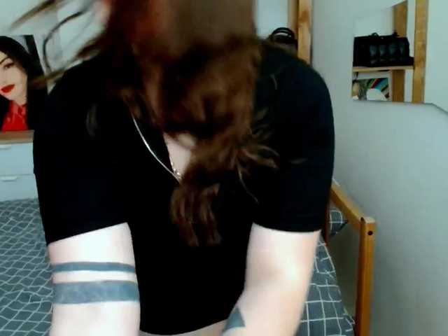 Leilabeayte24 live cam on BongaCams