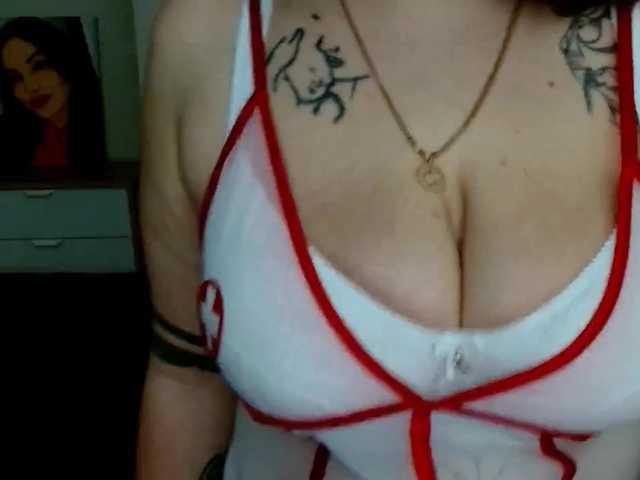 Leilabeayte24's BongaCams show and profile