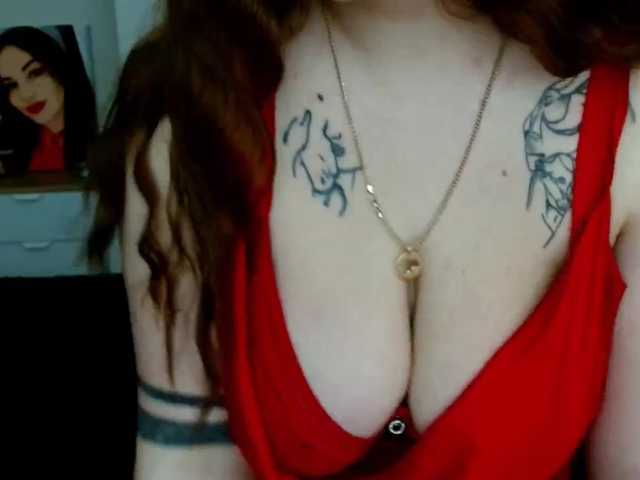 Leilabeayte24 live cam on BongaCams