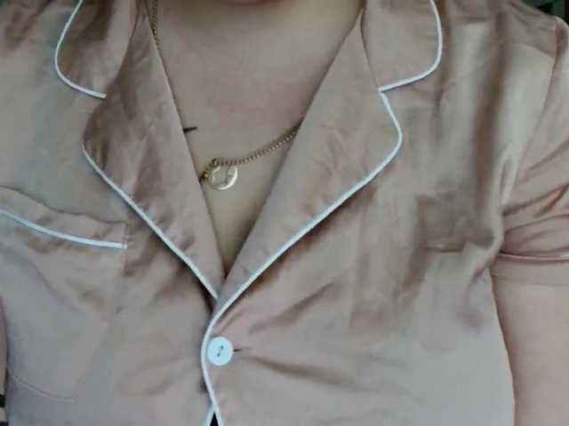 Leilabeayte24's BongaCams show and profile