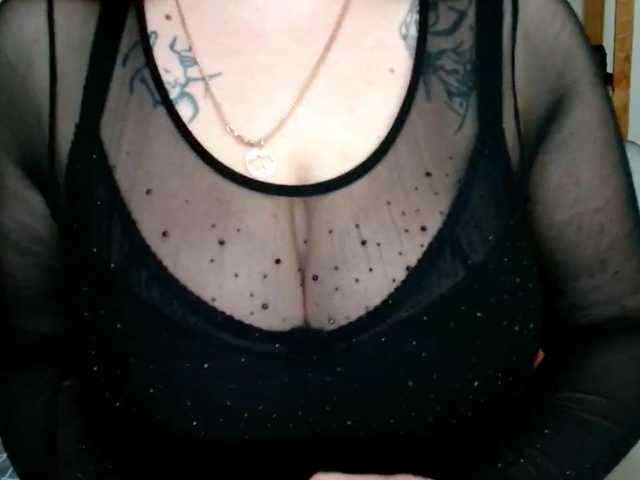Leilabeayte24, live now on BongaCams