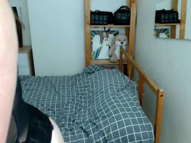 Leilabeayte24 live cam on BongaCams