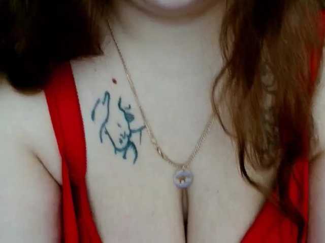 Leilabeayte24 live cam on BongaCams
