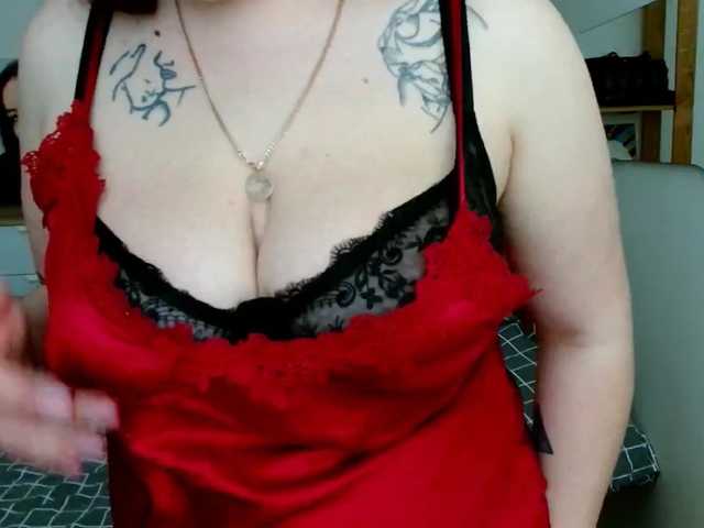 Leilabeayte24 live cam on BongaCams