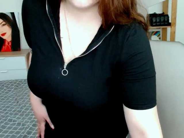 Leilabeayte24 live cam on BongaCams