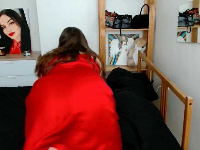 Leilabeayte24 live cam on BongaCams