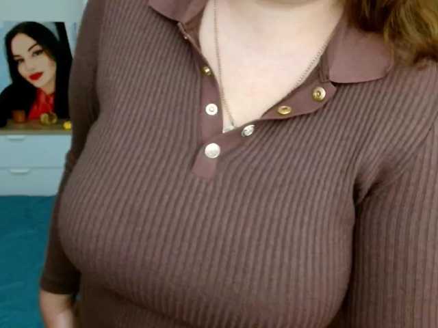 Leilabeayte24 live cam on BongaCams