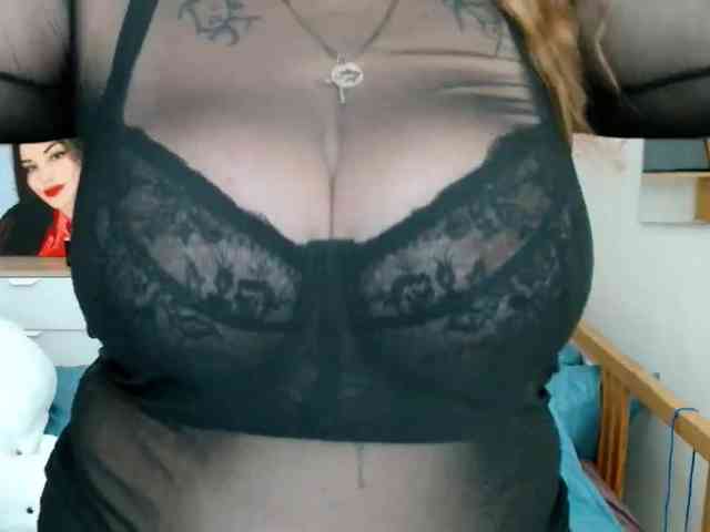 Leilabeayte24 webcam
