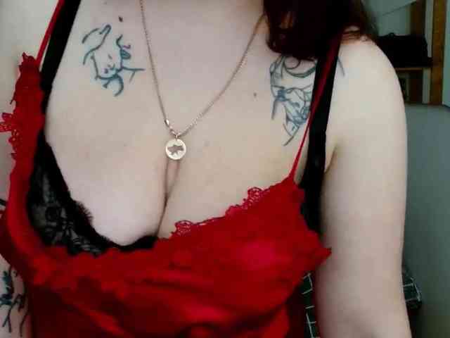 Acest model este live acum. Leilabeayte24