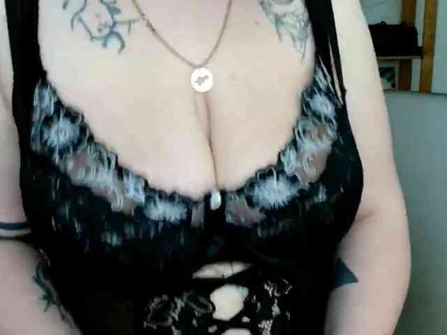 Leilabeayte24 webcam
