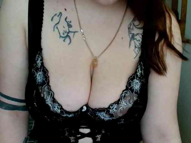 Leilabeayte24 webcam