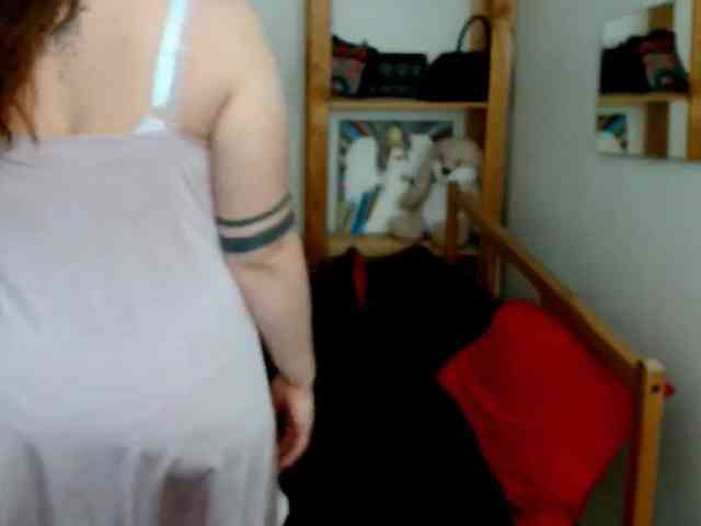 Leilabeayte24 webcam