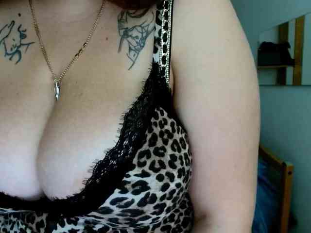 Leilabeayte24 webcam