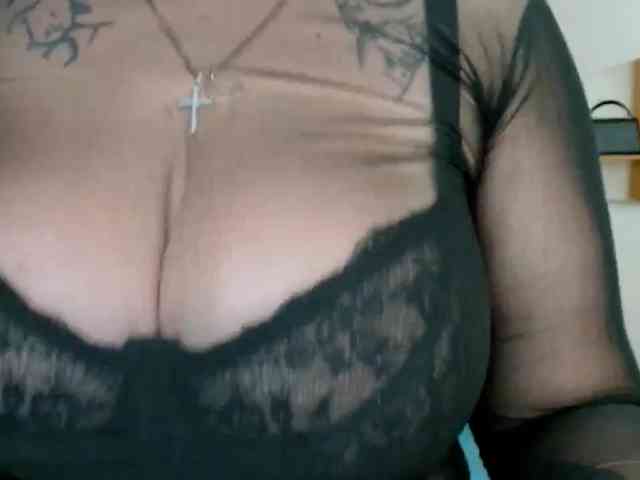 Leilabeayte24 webcam