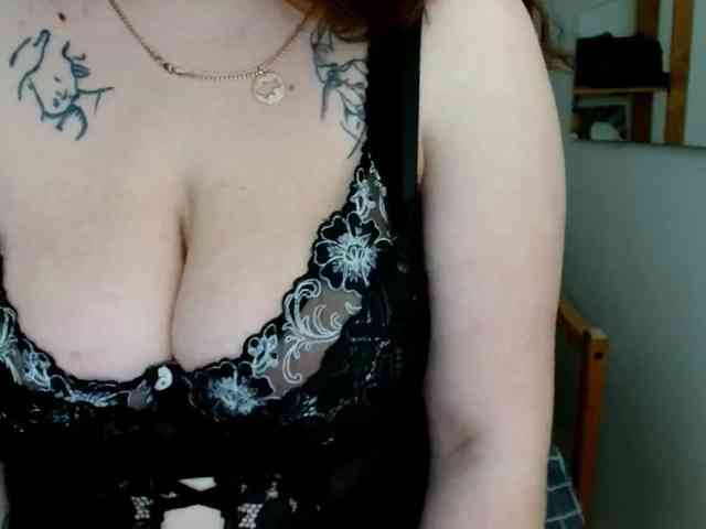 Leilabeayte24 webcam