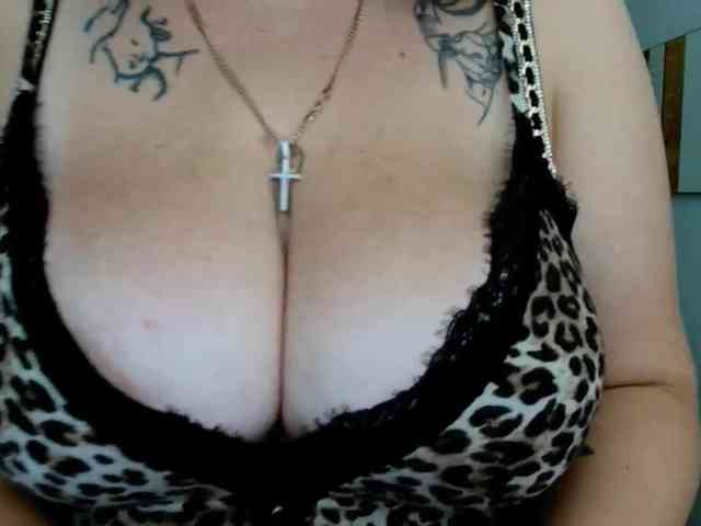 Leilabeayte24 webcam