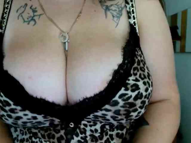 Leilabeayte24 webcam