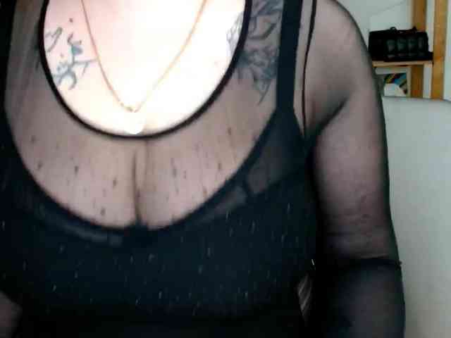 Leilabeayte24 webcam